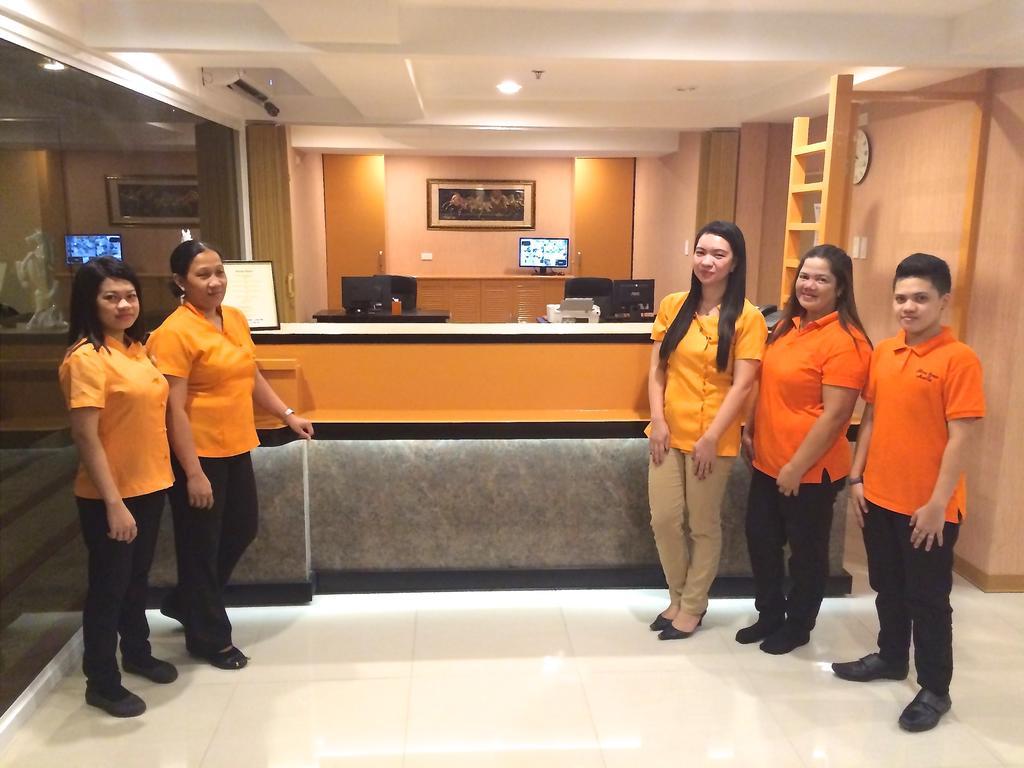 Stone House Hotel Pasay Manila Eksteriør bilde