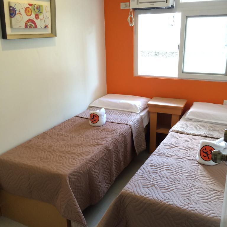 Stone House Hotel Pasay Rom bilde